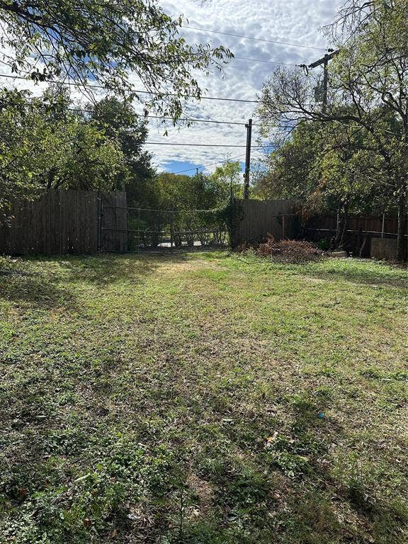 2010 Dudley Avenue, Dallas, TX 75203 2010 Dudley Avenue, Dallas, TX 75203