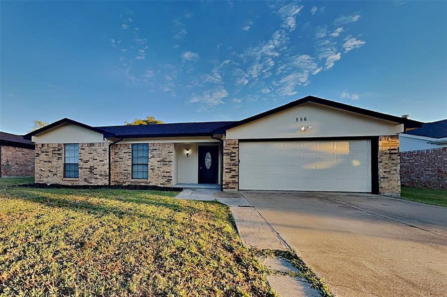 Property photo for 556 Greenway Drive, Saginaw, TX