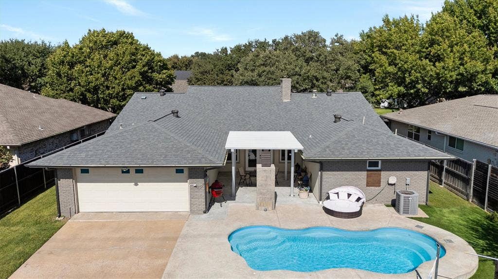 6822 Saint Anne Street, Dallas, TX 75248 6822 Saint Anne Street, Dallas, TX 75248
