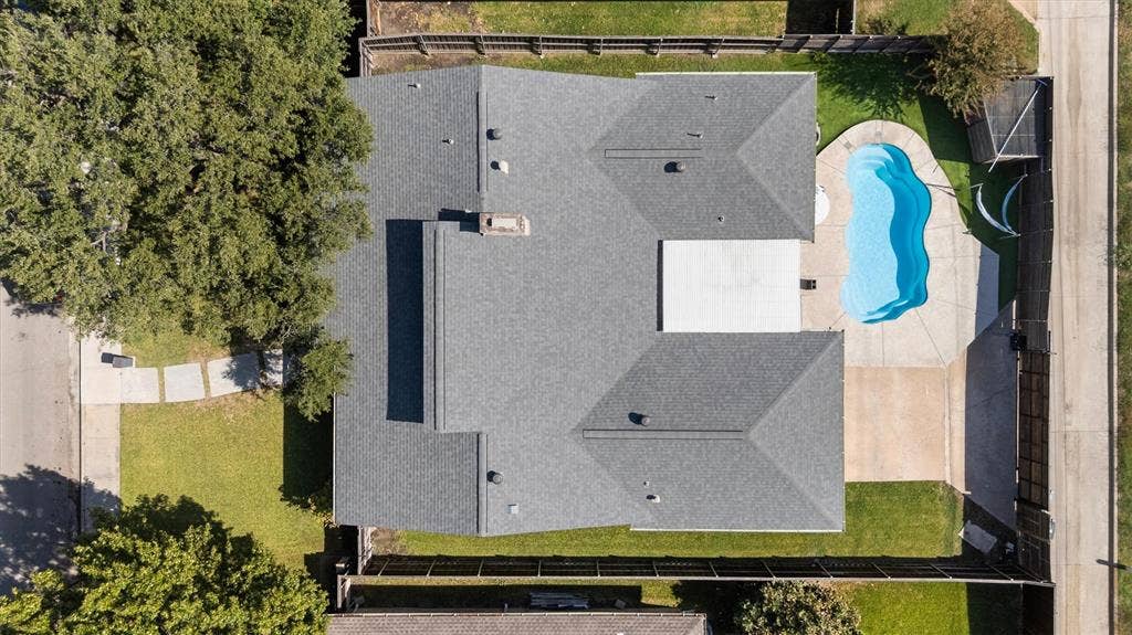 6822 Saint Anne Street, Dallas, TX 75248 6822 Saint Anne Street, Dallas, TX 75248