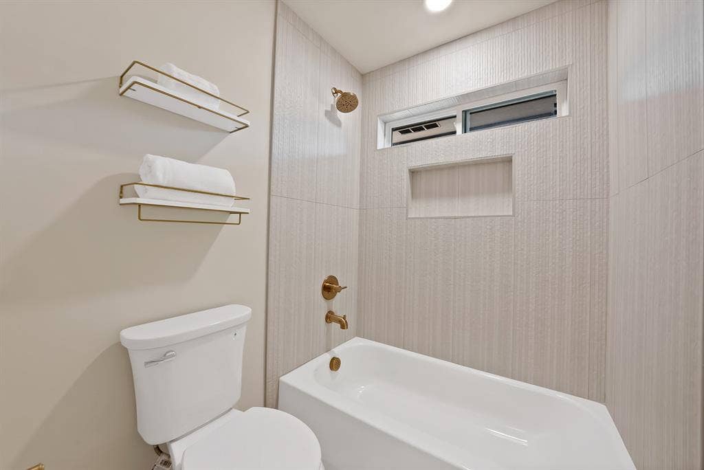 4310 Boca Bay Drive, Dallas, TX 75244 4310 Boca Bay Drive, Dallas, TX 75244