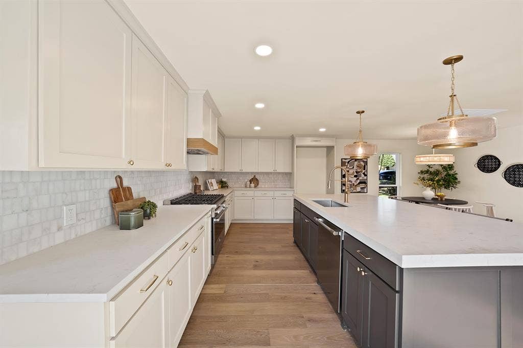 4310 Boca Bay Drive, Dallas, TX 75244 4310 Boca Bay Drive, Dallas, TX 75244