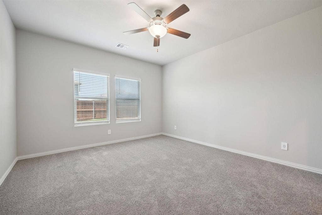 916 Tulip Trail, Lavon, TX 75166