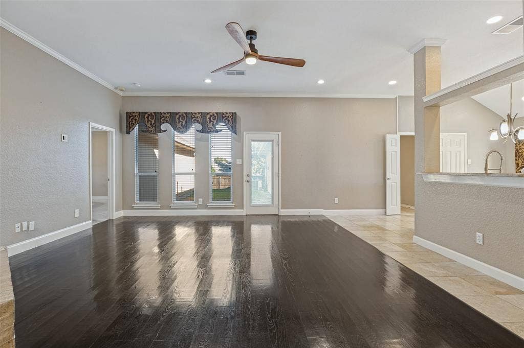 509 Teresa Court, DeSoto, TX 75115