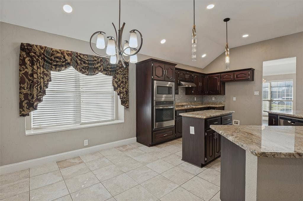 509 Teresa Court, DeSoto, TX 75115