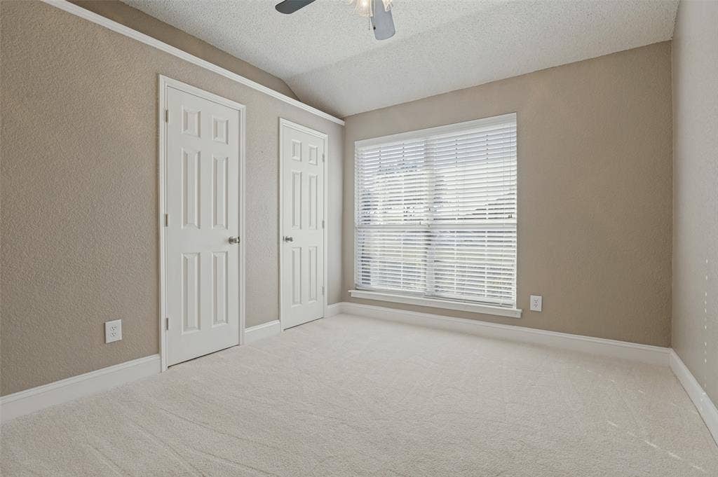 509 Teresa Court, DeSoto, TX 75115