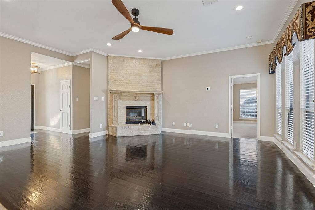 509 Teresa Court, DeSoto, TX 75115