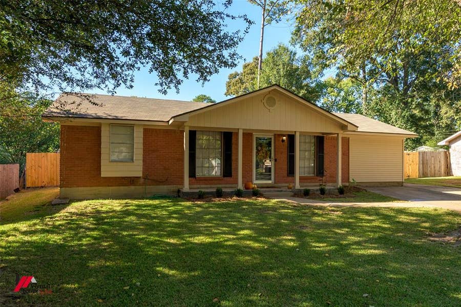 Property photo for 9416 Kroetz Drive, Shreveport, LA