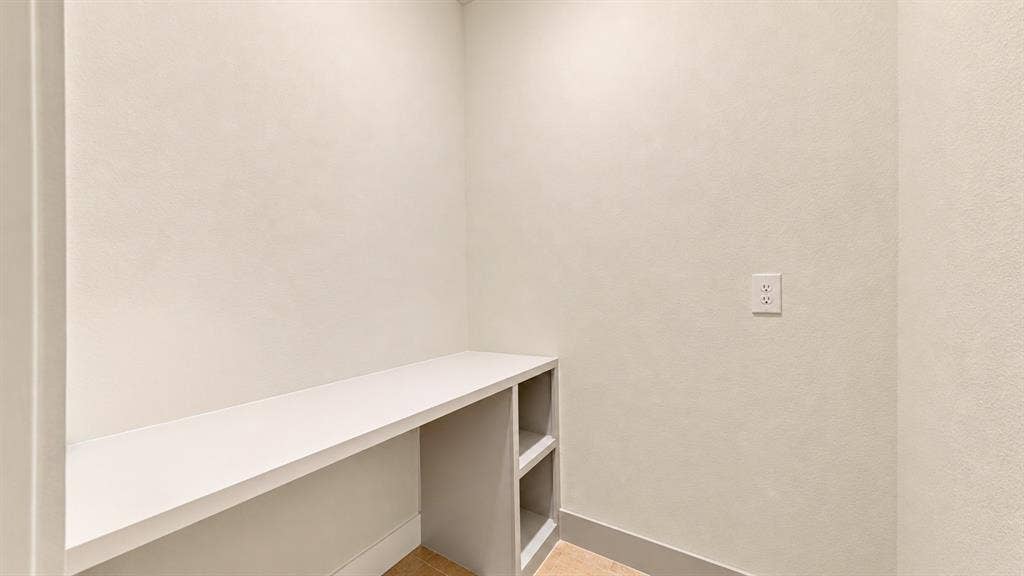 2306 Pedernales Court, Granbury, TX 76048 2306 Pedernales Court, Granbury, TX 76048