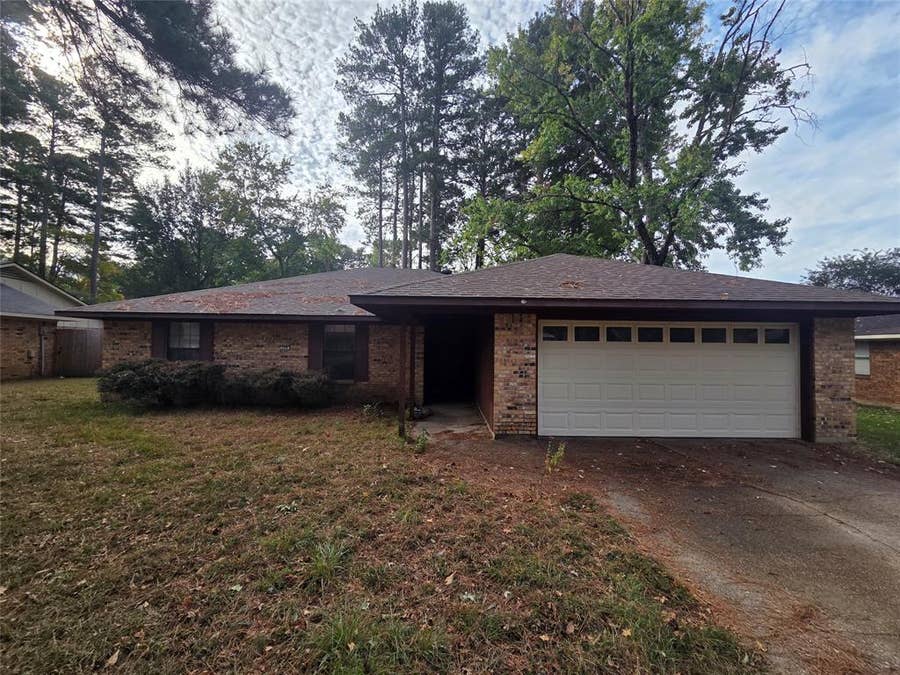 Property photo for 209 Flagg Drive, Haughton, LA