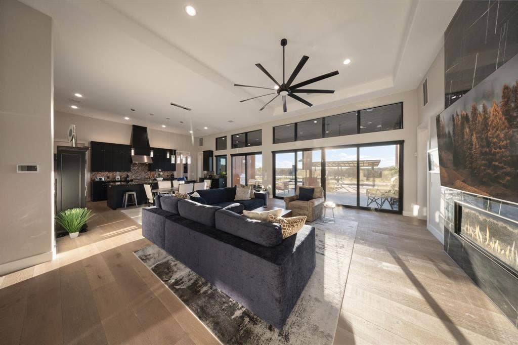 2416 Independence Drive, Anna, TX 75409