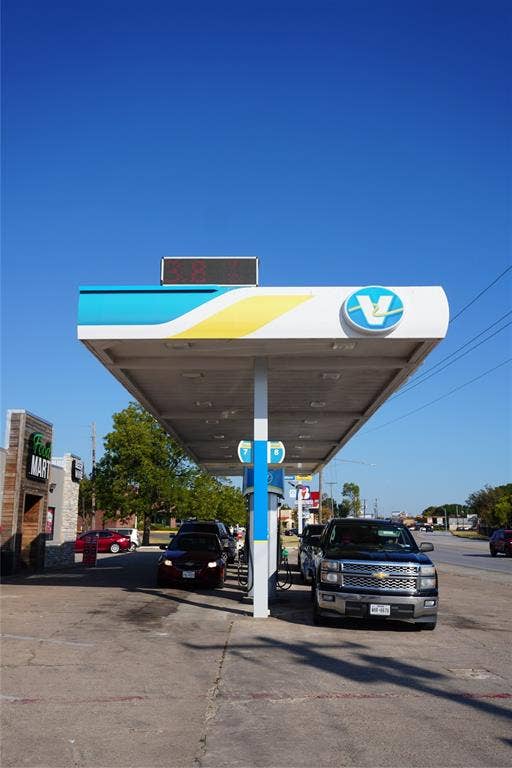 1200 W Moore Avenue, Terrell, TX 75160