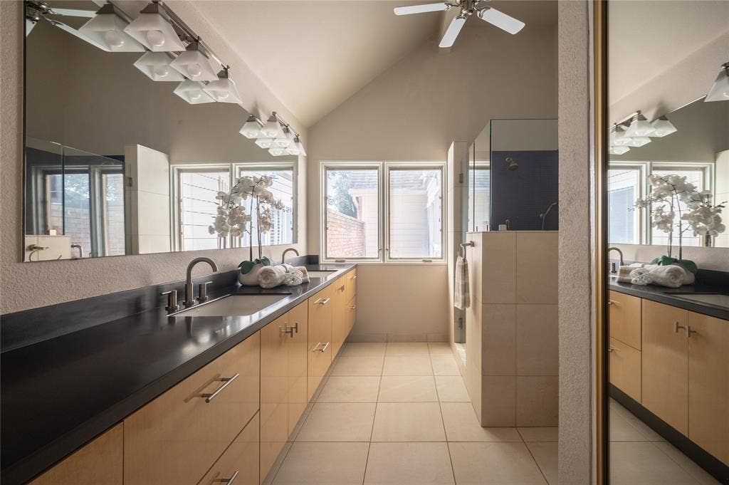 4115 Rive Lane, Addison, TX 75001