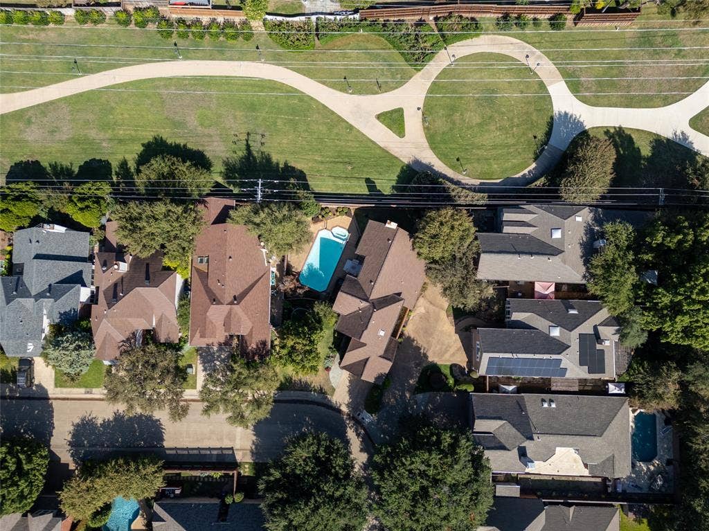 4115 Rive Lane, Addison, TX 75001