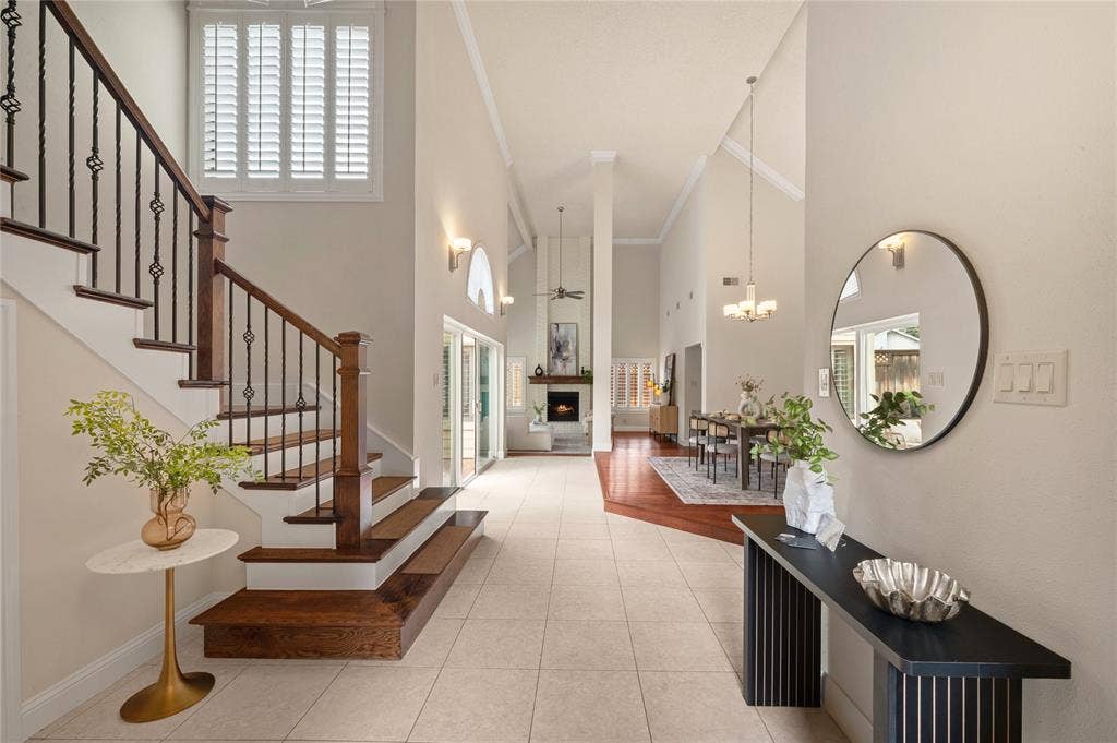 4115 Rive Lane, Addison, TX 75001