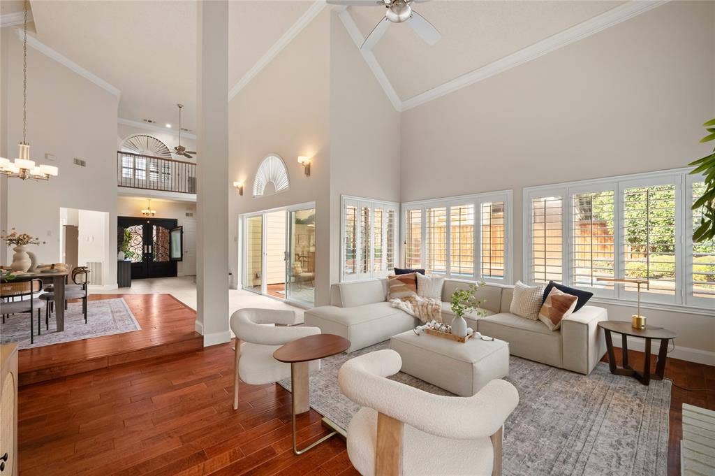 4115 Rive Lane, Addison, TX 75001
