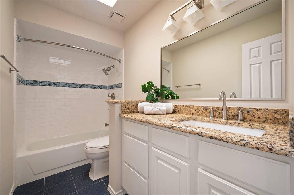 4115 Rive Lane, Addison, TX 75001