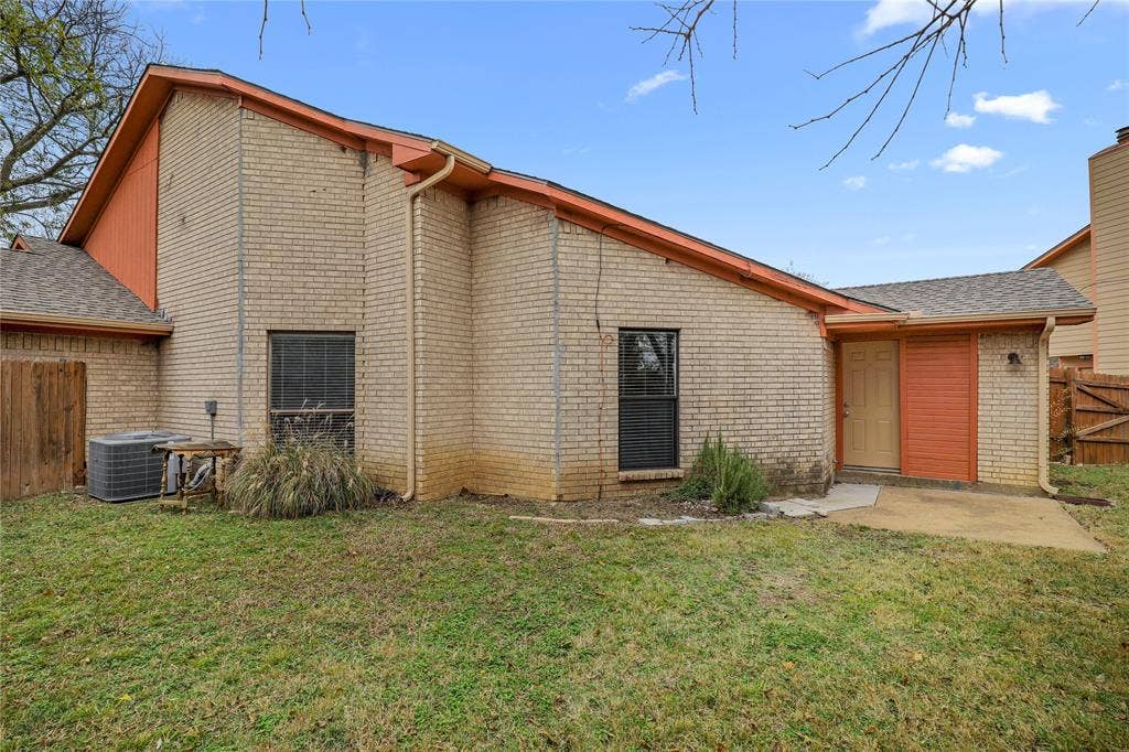 1414 White Way, McKinney, TX 75069 1414 White Way, McKinney, TX 75069