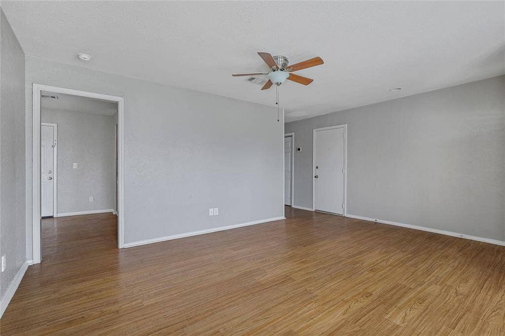 1414 White Way, McKinney, TX 75069 1414 White Way, McKinney, TX 75069