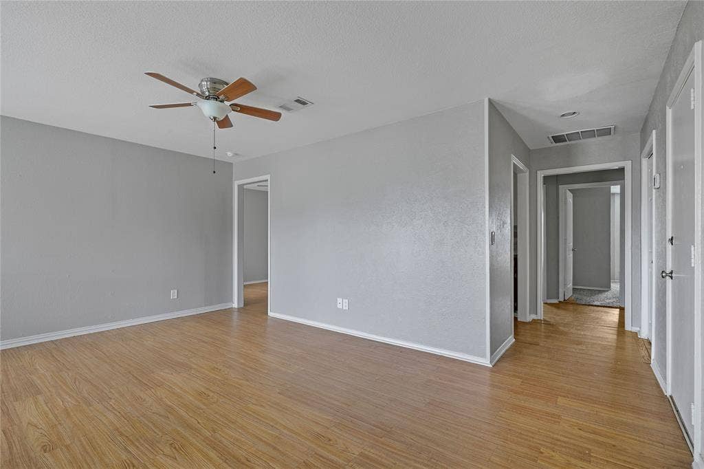 1414 White Way, McKinney, TX 75069 1414 White Way, McKinney, TX 75069