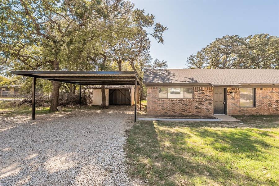 Property photo for 1391 Arvel Circle, Reno, TX
