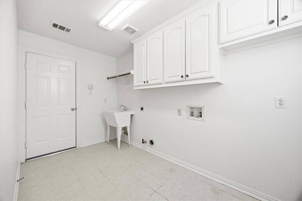 4537 Jenkins Drive, Plano, TX 75024 4537 Jenkins Drive, Plano, TX 75024