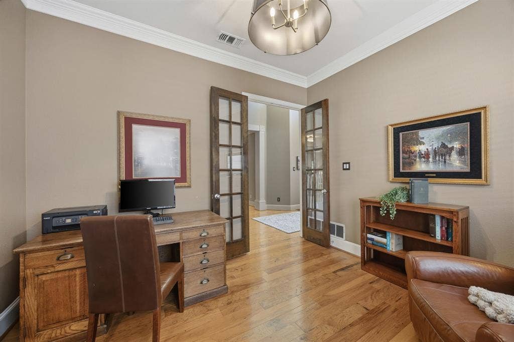 Private 1st floor office