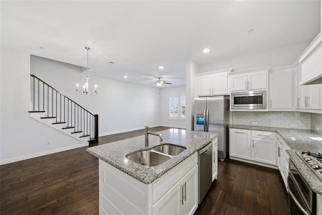 7383 Switchgrass Road, Frisco, TX 75033 7383 Switchgrass Road, Frisco, TX 75033