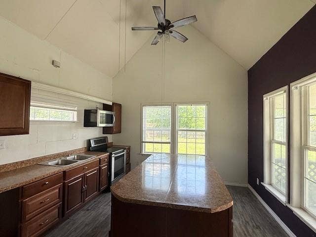 312 Poplar Street, Italy, TX 76651 312 Poplar Street, Italy, TX 76651