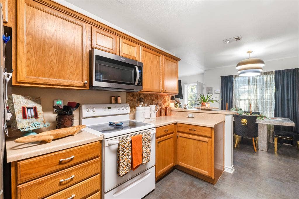 341 Bay Court, Gun Barrel City, TX 75156 341 Bay Court, Gun Barrel City, TX 75156