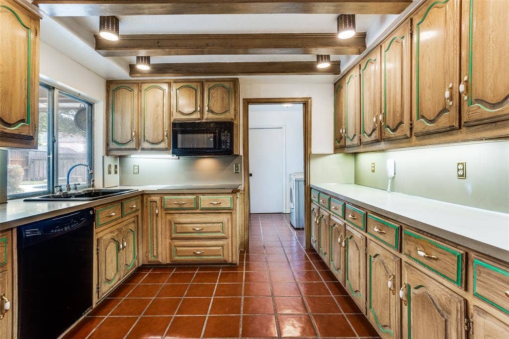 1137 Mill Springs, Richardson, TX 75080 1137 Mill Springs, Richardson, TX 75080