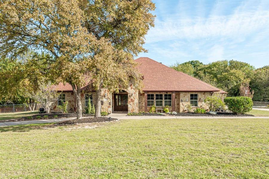 Property photo for 1455 Rabbit Run Road, Anna, TX