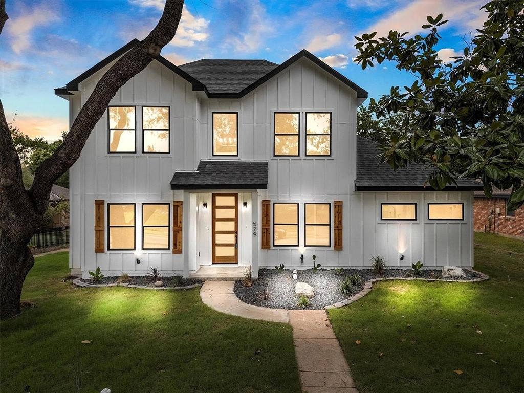 529 Pebblecreek Drive, Garland, TX 75040