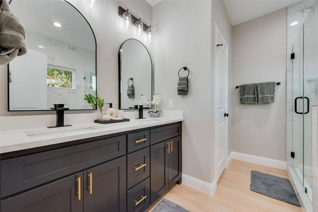 529 Pebblecreek Drive, Garland, TX 75040