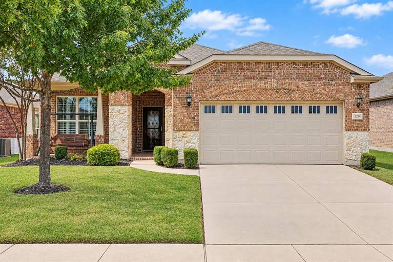 Featured Property image for 3214 Castaway Lane