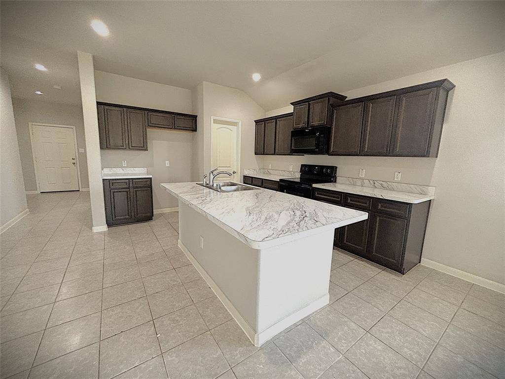 5200 Prairie Rose Drive, Forney, TX 75126 5200 Prairie Rose Drive, Forney, TX 75126