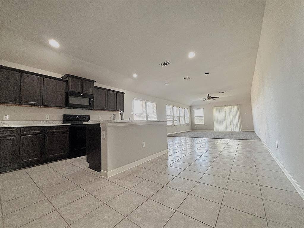 5200 Prairie Rose Drive, Forney, TX 75126 5200 Prairie Rose Drive, Forney, TX 75126