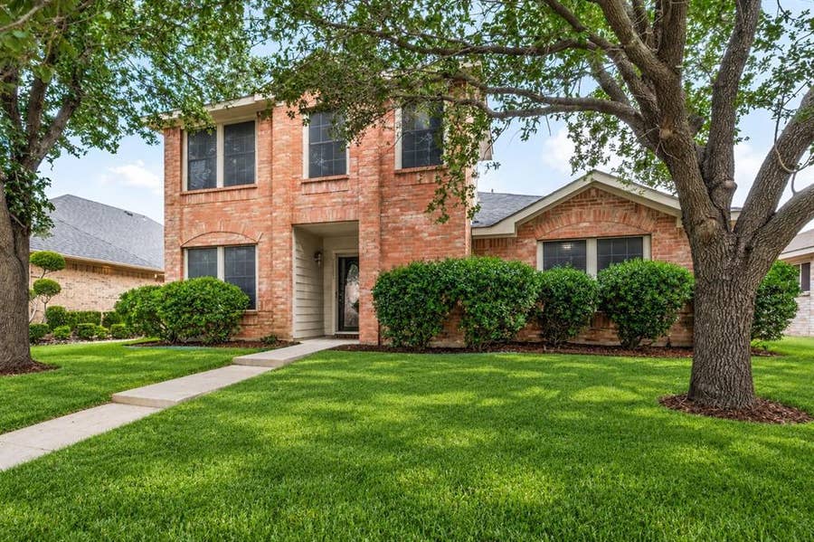 Property photo for 2551 Friendway Lane, Dallas, TX