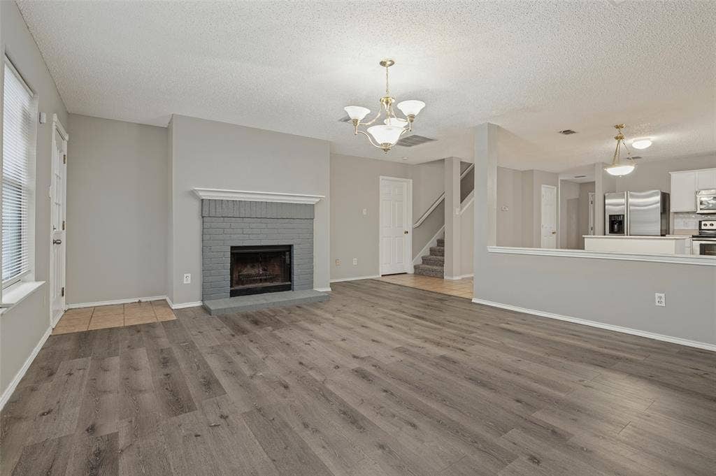 2551 Friendway Lane, Dallas, TX 75237 2551 Friendway Lane, Dallas, TX 75237