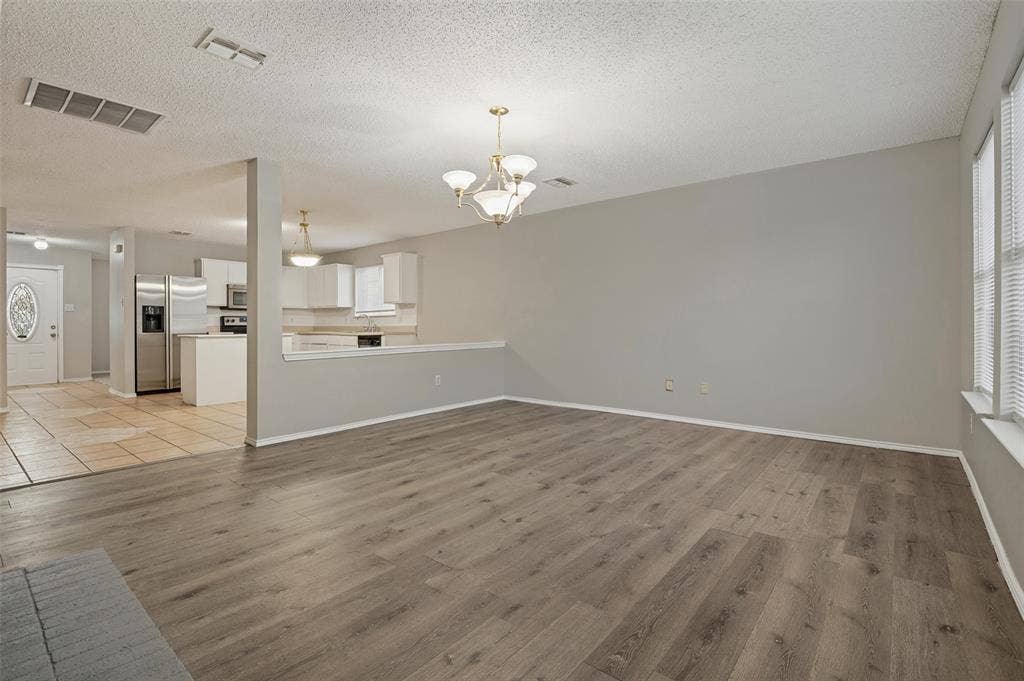 2551 Friendway Lane, Dallas, TX 75237 2551 Friendway Lane, Dallas, TX 75237