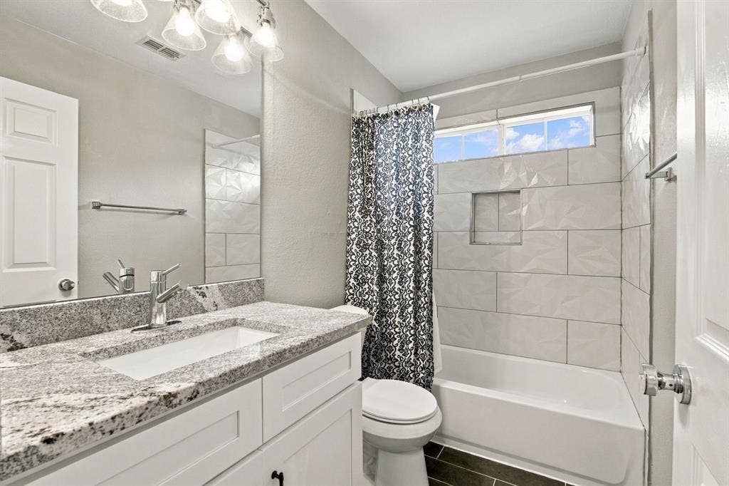 303 Tobiano Court, Celina, TX 75009 303 Tobiano Court, Celina, TX 75009