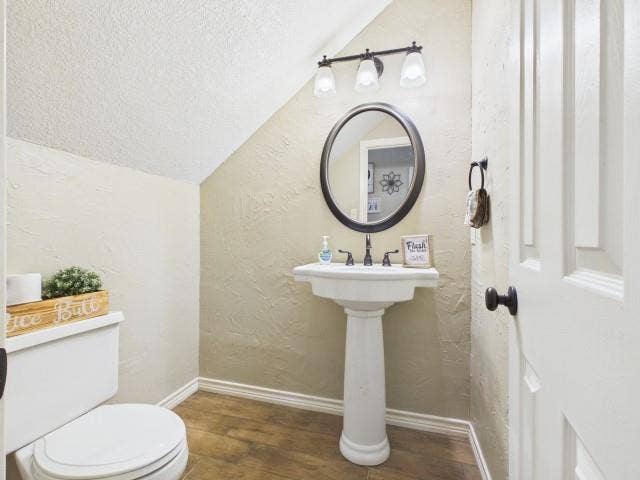 815 Lucas Drive, Athens, TX 75751