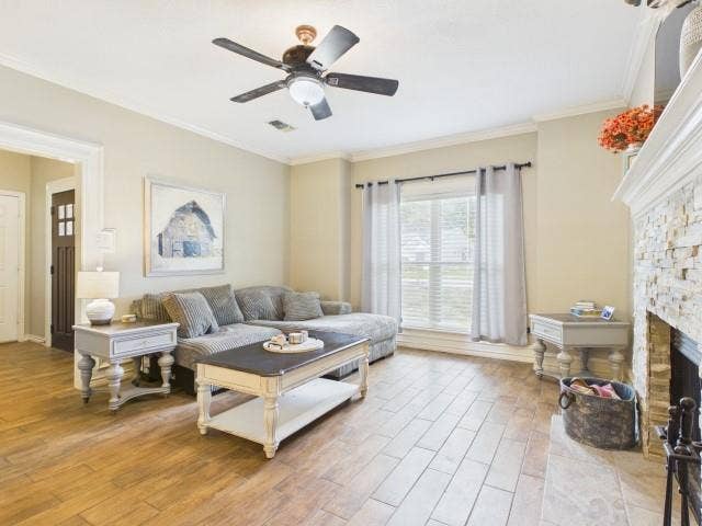 815 Lucas Drive, Athens, TX 75751