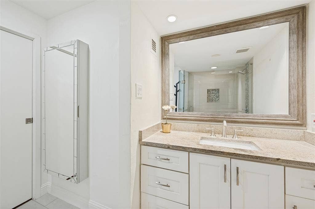 3883 Turtle Creek Boulevard, #1505, Dallas, TX 75219