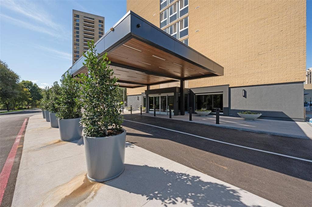 3883 Turtle Creek Boulevard, #1505, Dallas, TX 75219
