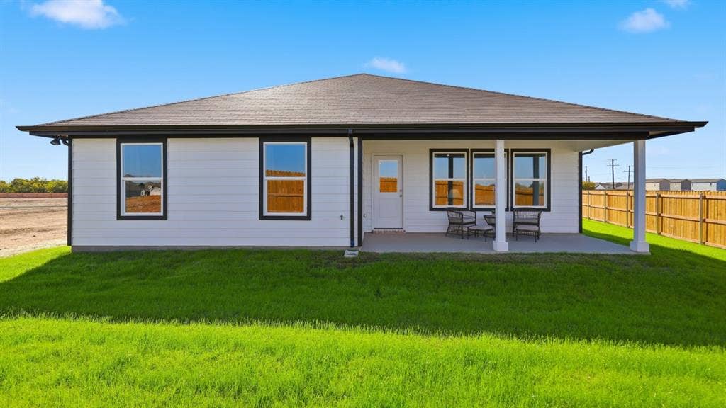 716 SMART STRIKE Trail, Granbury, TX 76049 716 SMART STRIKE Trail, Granbury, TX 76049