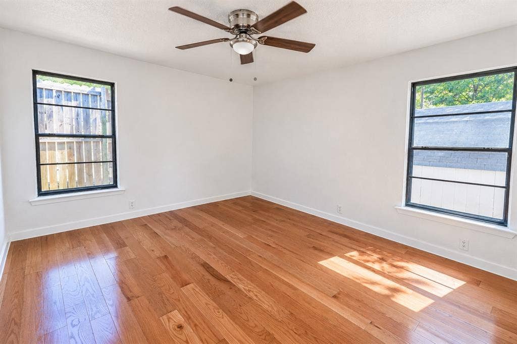 2402 Housley Drive, Dallas, TX 75228 2402 Housley Drive, Dallas, TX 75228