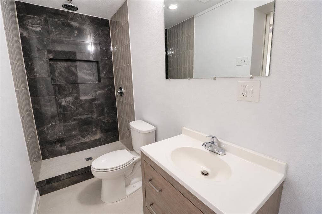 2402 Housley Drive, Dallas, TX 75228 2402 Housley Drive, Dallas, TX 75228