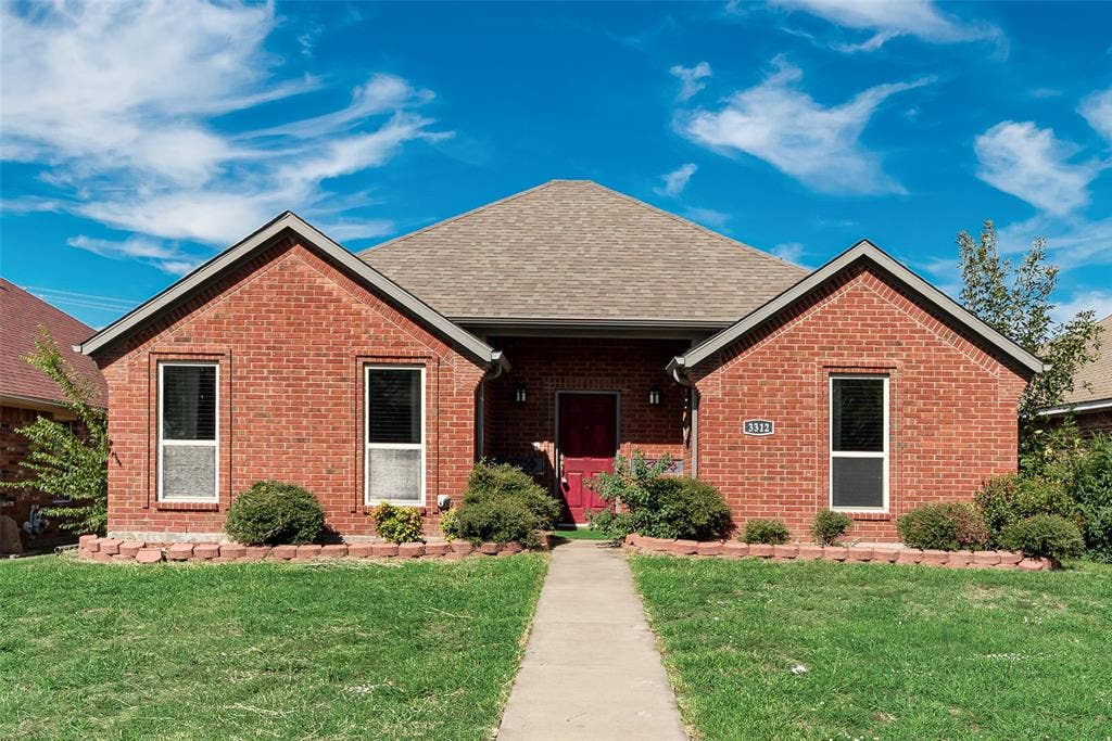 3312 Kari Lane, Greenville, TX 75402 3312 Kari Lane, Greenville, TX 75402