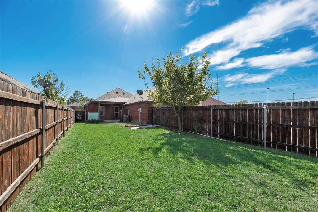 3312 Kari Lane, Greenville, TX 75402 3312 Kari Lane, Greenville, TX 75402